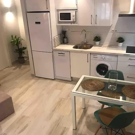En Triana: Junto San Jacinto Parking Opcional Apartment Seville Exterior photo