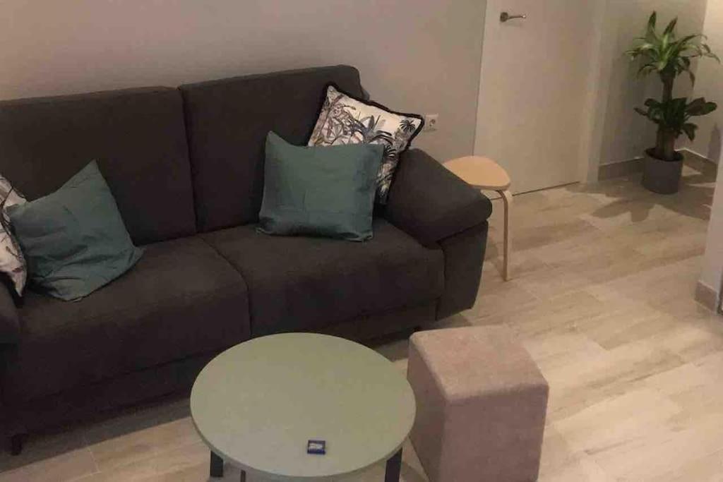En Triana: Junto San Jacinto Parking Opcional Appartamento Siviglia