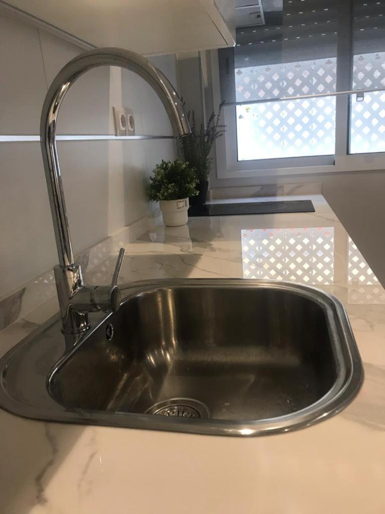En Triana: Junto San Jacinto Parking Opcional Appartement Séville
