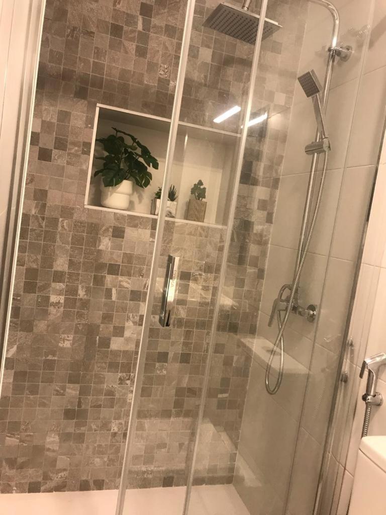 Appartement En Triana: Junto San Jacinto Parking Opcional